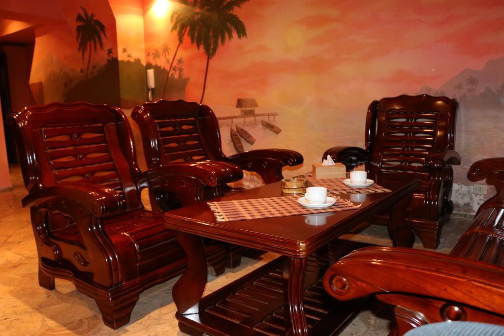 Motel Acapulco Ереван Экстерьер фото
